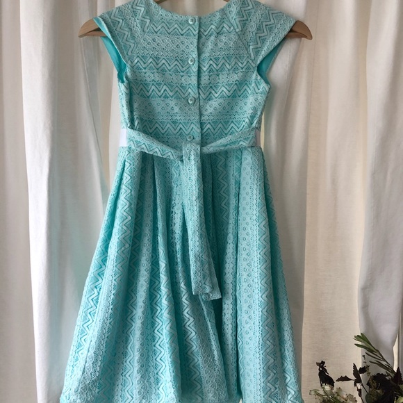 New without tags: size 8 and 10 girls party dress - Picture 2 of 4